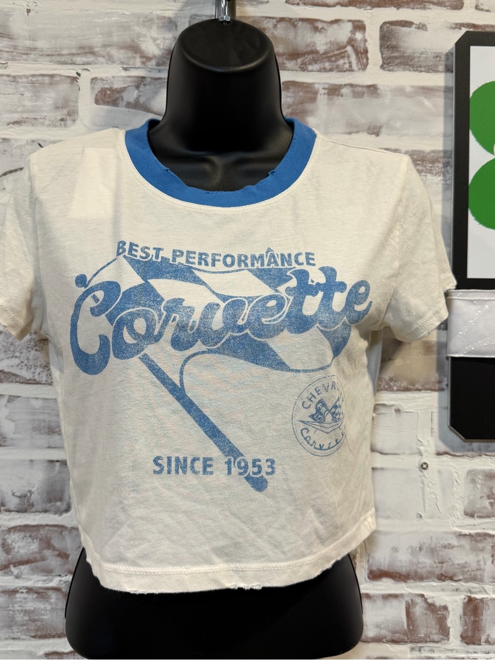 Chemistry distressed Cream Tee with Blue trim corvette XS